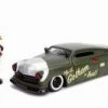 Jada Toys 1951 Mercury With Harley Quinn Figurine, Harley Quinn - Jada 30456 - 1/24 Scale Diecast Car