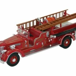 1939 Packard Fire Engine L.F.D., Red - Signature Models 32400 - 1/32 Scale Diecast Model Toy Car