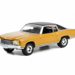 1972 Chevy Monte Carlo, Counting Cars - Greenlight 44950D/48 - 1/64 Scale Diecast Model Toy Car