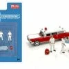 Paramedic Set, Multi- American Diorama AD-76467MJ - 1/64 Scale Figurine - Diorama Accessory